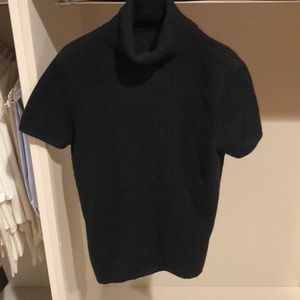 Maraschino Cashmere short sleeve turtleneck